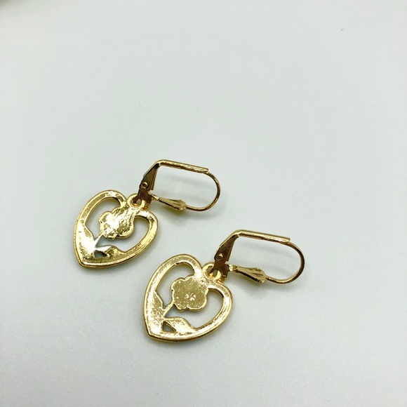 Small dangle heart earrings gold plated jewelry - Picture 3 of 5